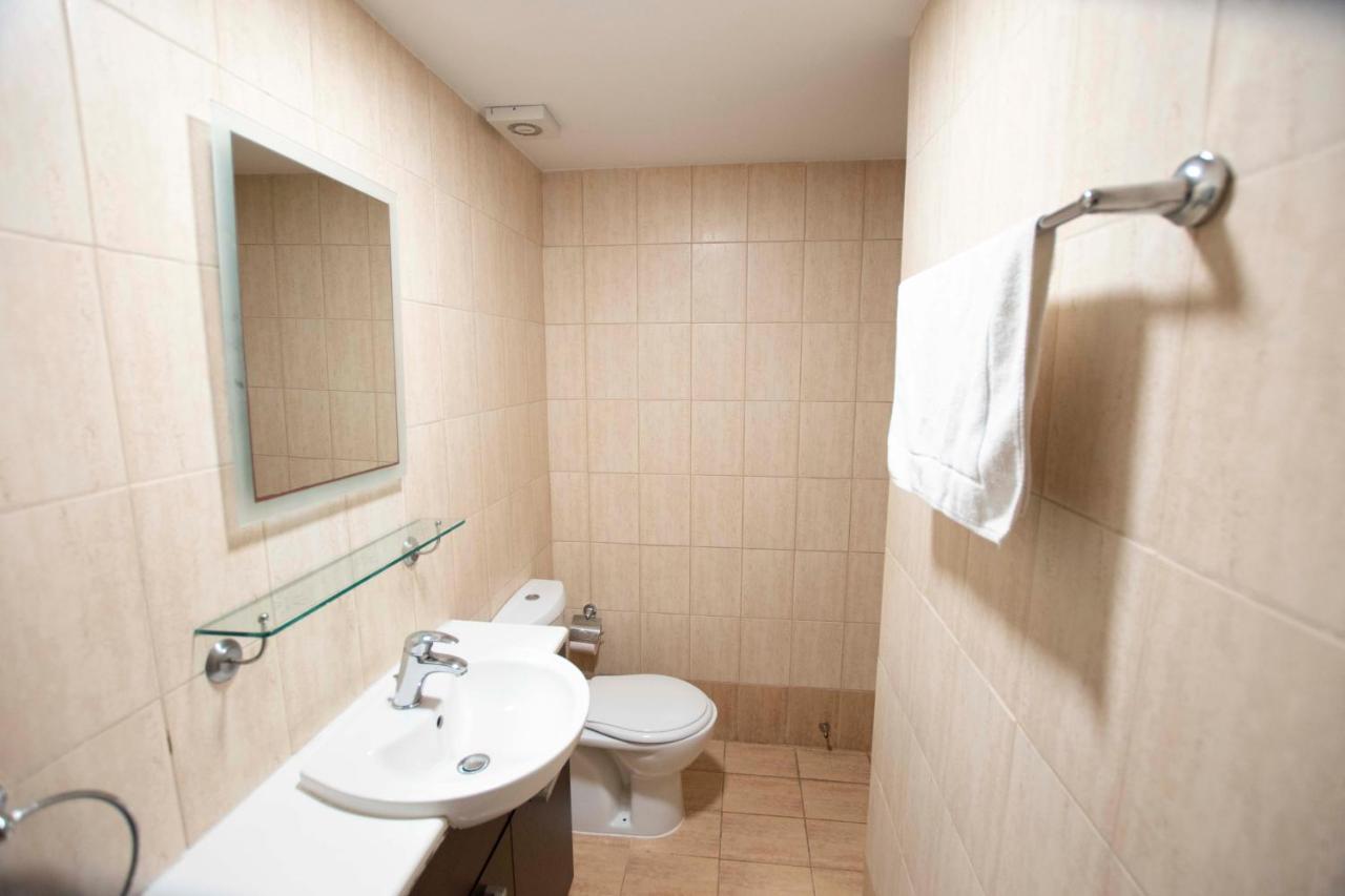 Glabur Stays - The Cozy Atelier - Nicosia City, Free Parking & Wifi, Welcomes You!!! Bagian luar foto